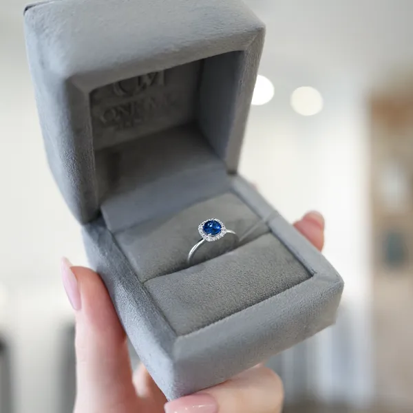 Kera 0.89 ct Halo Sapphire Ring with Diamonds