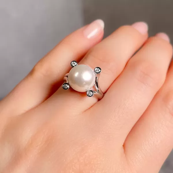 Phantom Natural Pearl Ring