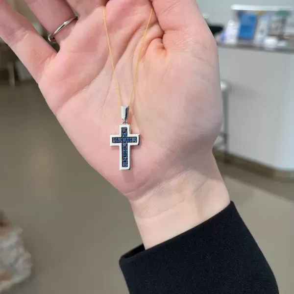 Espero 0.60 ct Sapphire Cross Pendant