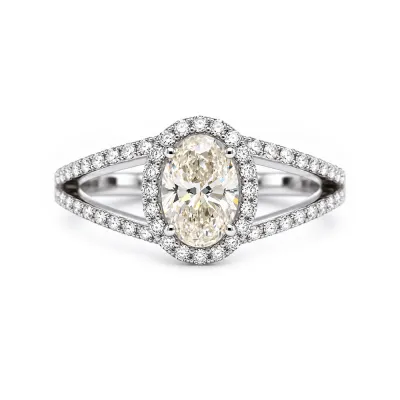 Luxury 1.11 ct Oval Diamond Engagement Ring