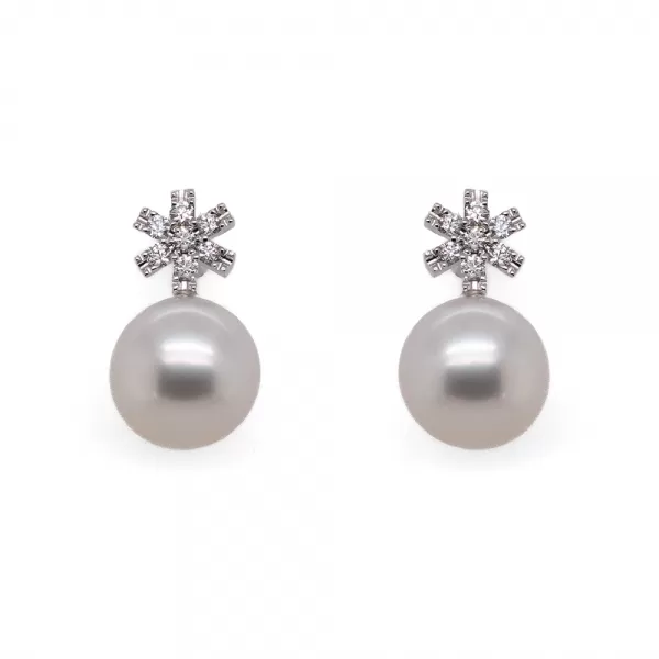 Akoya Pearl and Diamond Earrings (8 mm)