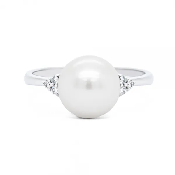 Nimfa Natural Pearl and Diamond Ring