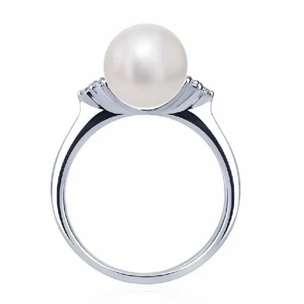 Nimfa Natural Pearl and Diamond Ring
